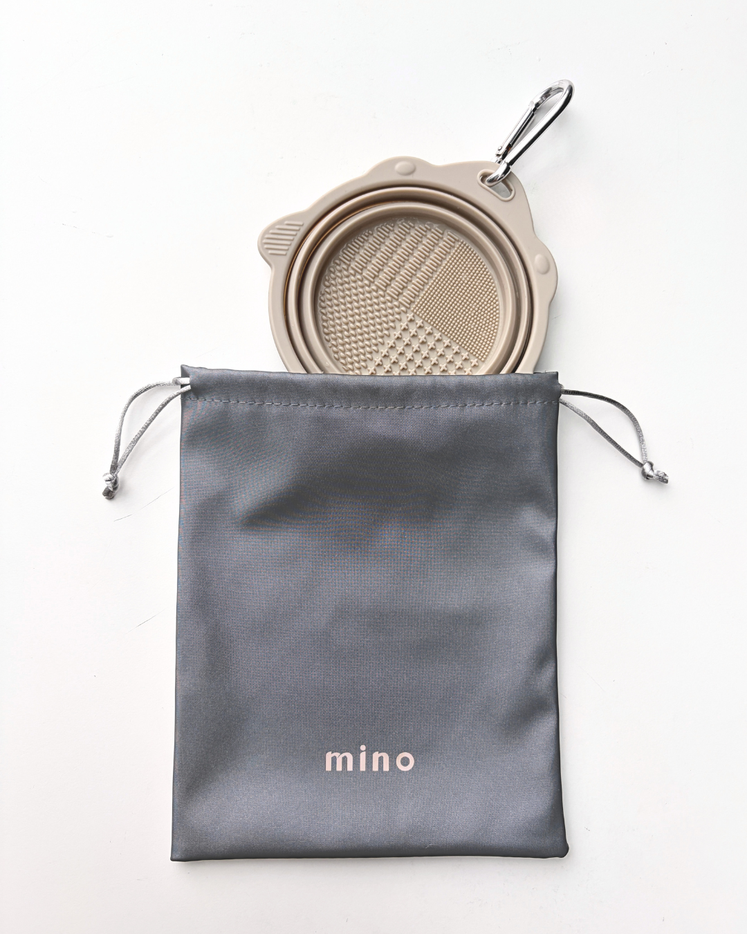 折りたたみシリコンフードボウル カラビナ付　防水ポーチ付き mino Online Store